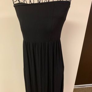 Women’s black Victoria Secret black dress
